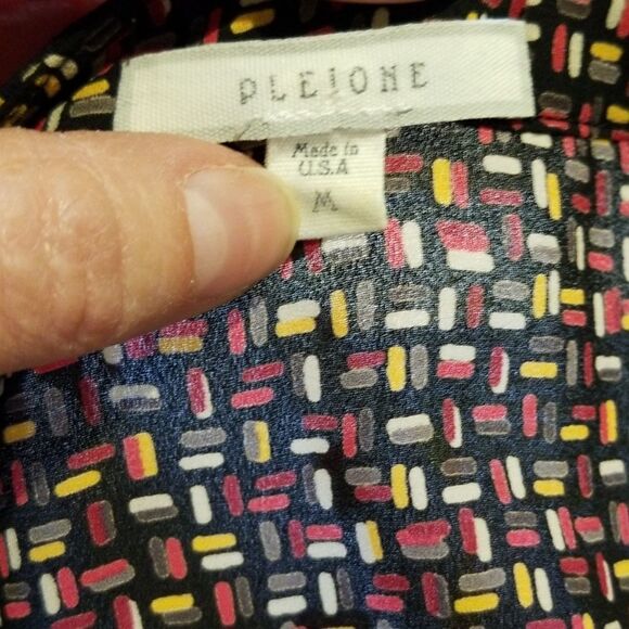 Pleione Blouse Size Medium Black Printed Short Sleeve - Picture 5 of 6